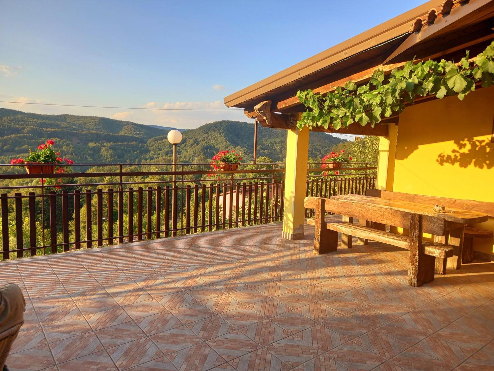B&B A Casa Di Mario San Severino Lucano Εξωτερικό φωτογραφία