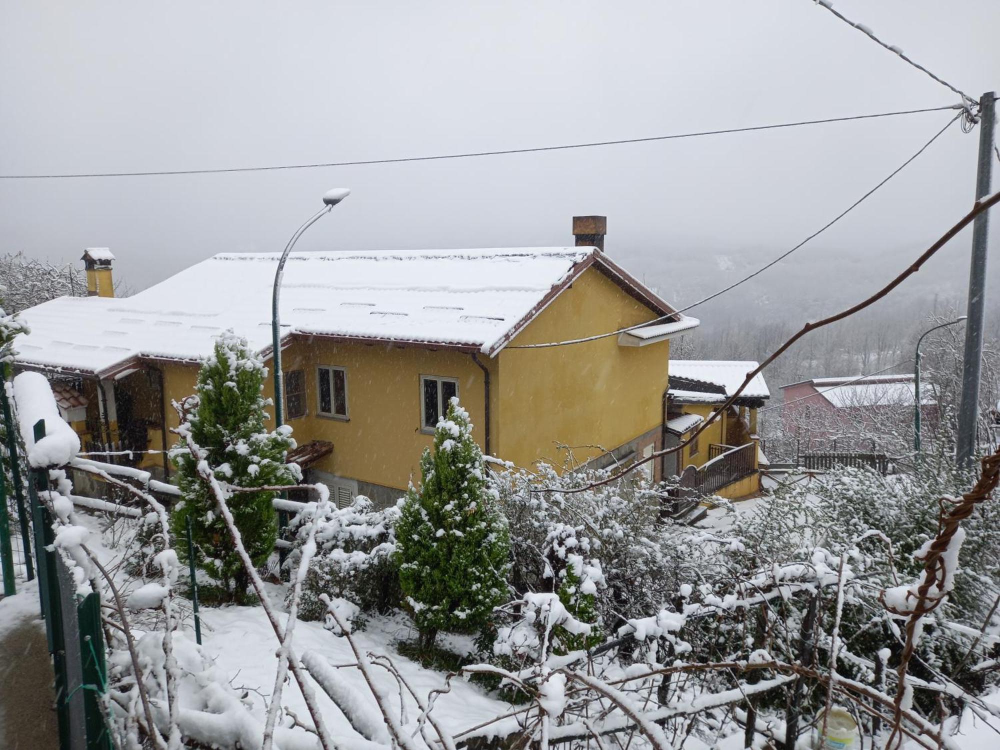 B&B A Casa Di Mario San Severino Lucano Εξωτερικό φωτογραφία